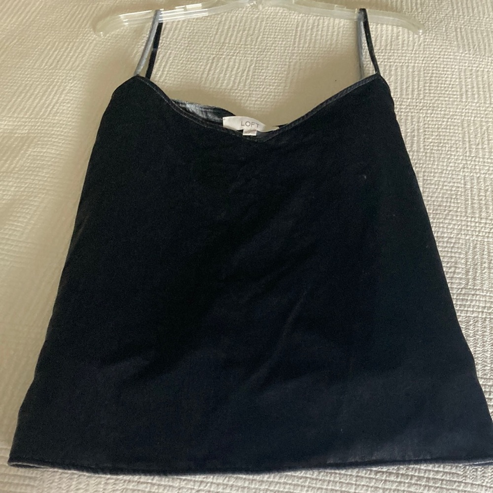 Women’s Loft tank top.  Size XL